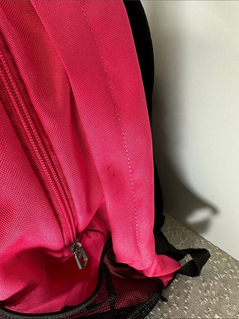 Nike Brasilia XL Backpack  Fushia And Black